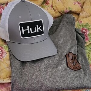 Huk Gray and White Logo Trucker Cap with Gray Logo Tee